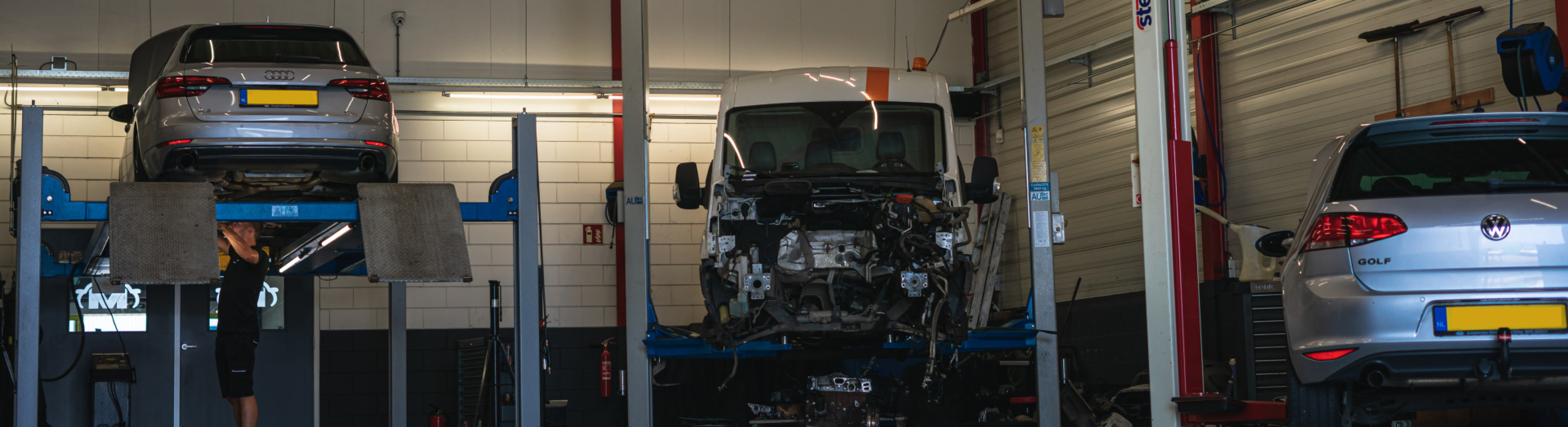 Garage Emmen Autobedrijf Menges & De Vries onderhoud & reparatie