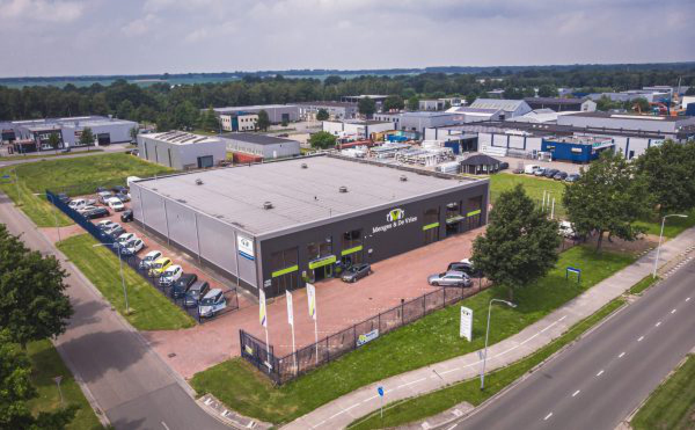 Garage Emmen Autobedrijf Menges & De Vries onderhoud & reparatie