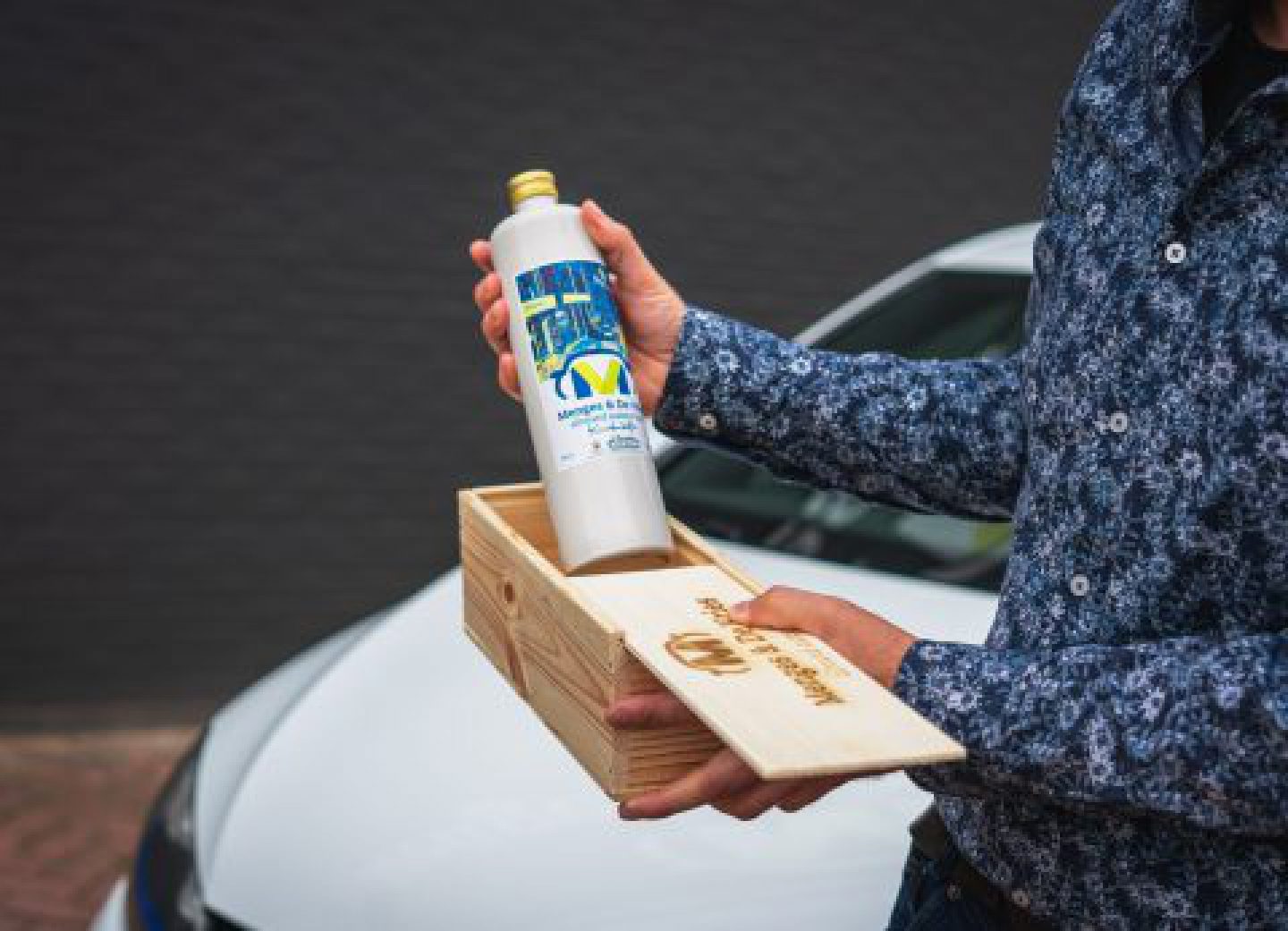 Autobedrijf Emmen Menges & De Vries Dé autogarage van Emmen